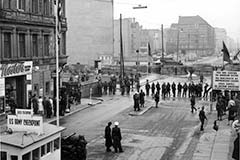 Berlino Checkpoint Charlie